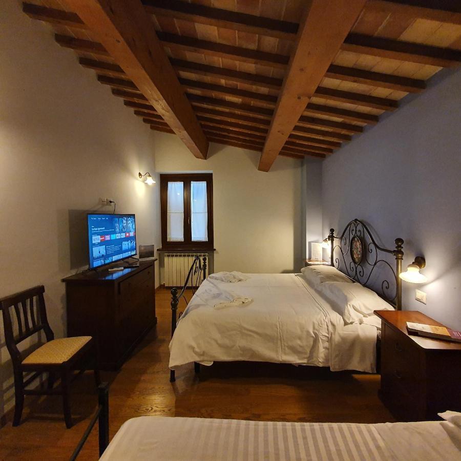 Pietra Maula Agriturismo Castelraimondo المظهر الخارجي الصورة